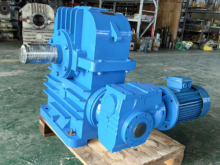 减速机-圆柱蜗杆减速机-蜗轮减速机